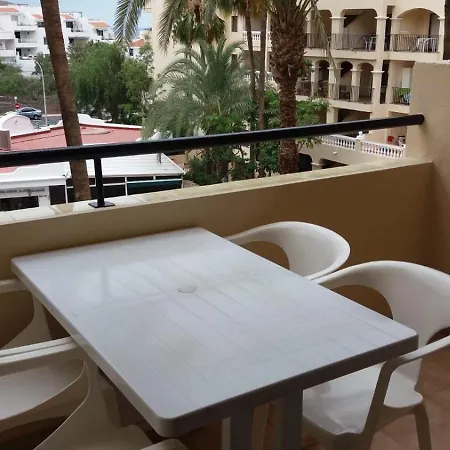 With Pool View - Castle Harbour Cristianos Lejlighed *